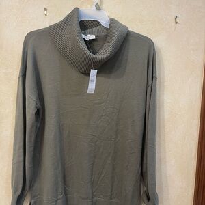 NWT Loft light khaki green turtleneck top size XL